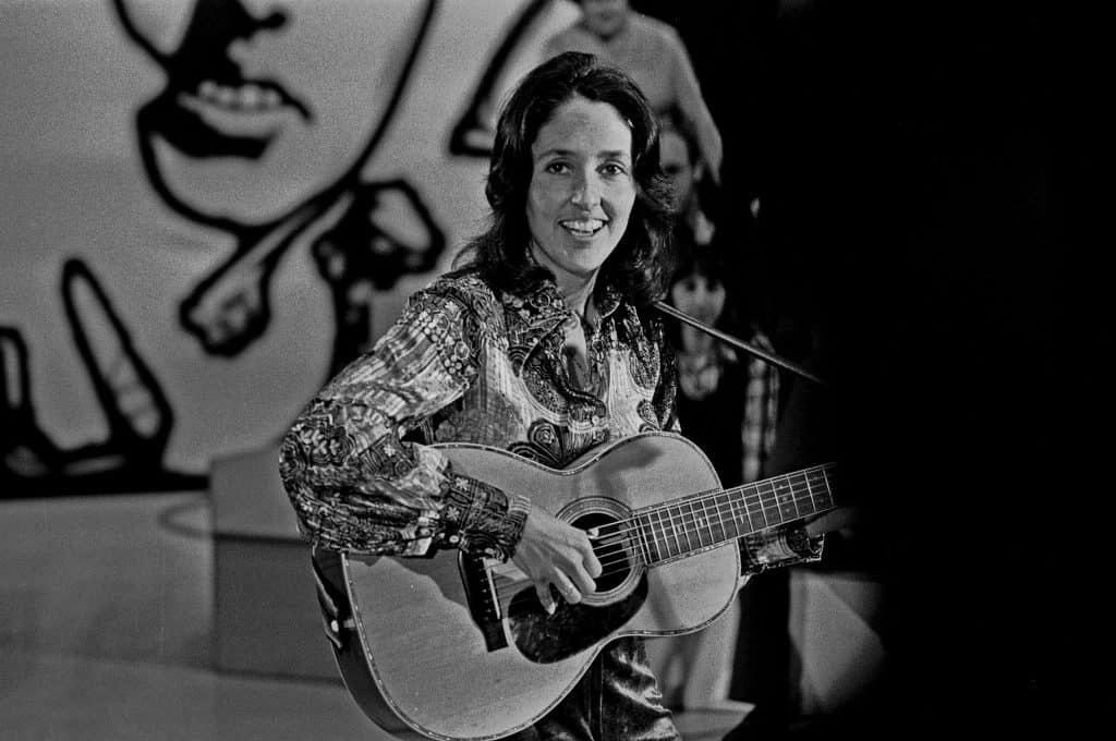 Joan Baez Songs: 10 Essential Tracks You Need to Know Joan Baez songs