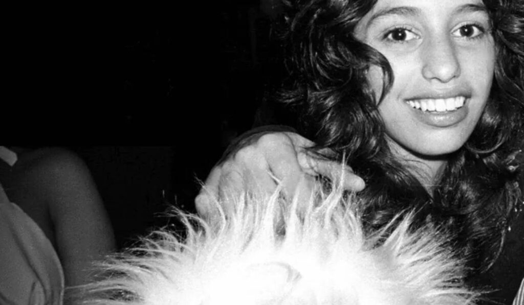 Lori Maddox: The Complete Story of the "Baby" Groupie of the 70s Lori Maddox