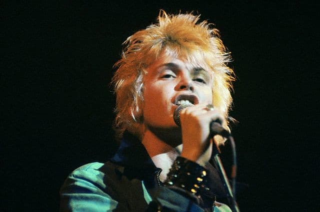 Billy Idol Songs: 10 Essential Tracks You Need to Know Billy Idol of Generation X in 1977.