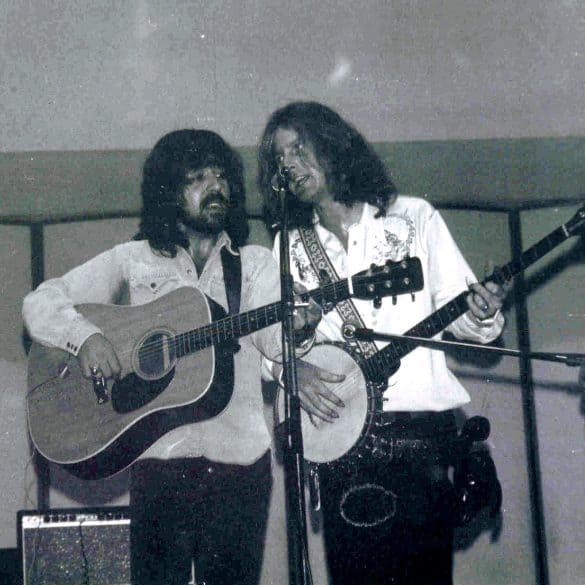 Clarence White and Roger McGuinn (1972).