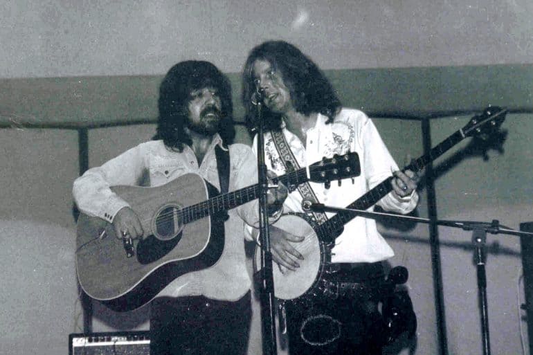 Clarence White and Roger McGuinn (1972).