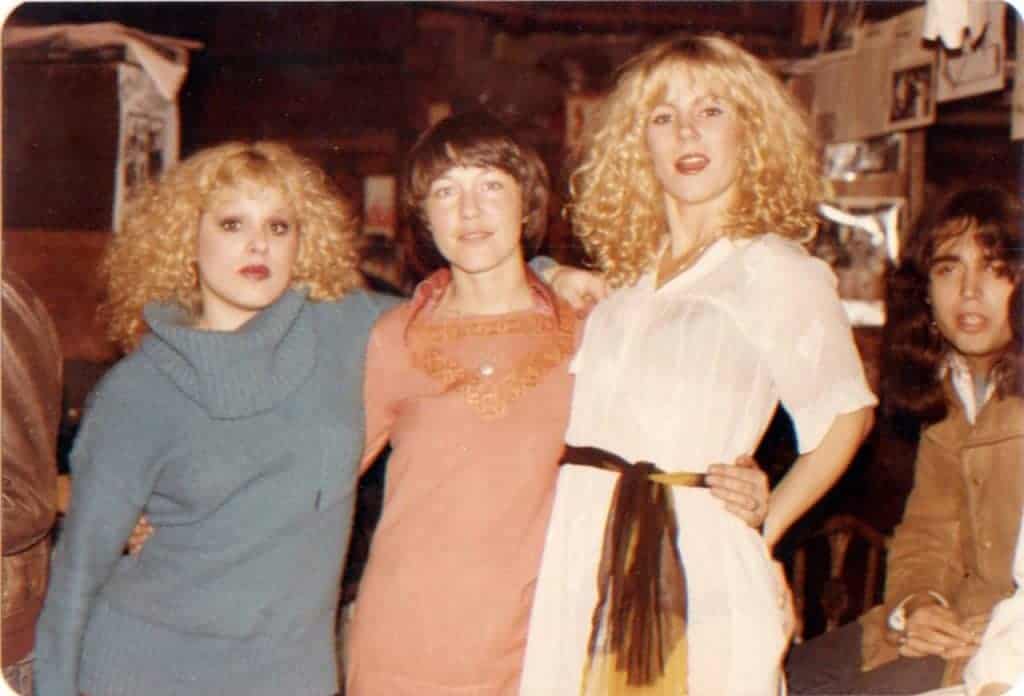 Sable Starr: "Queen of the Groupie Scene" Sable Starr and Nancy Spungen at CBGB, New York City music club.