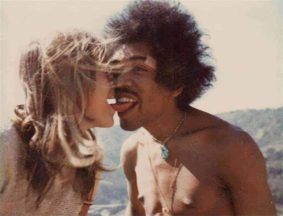 Carmen Borrero: 10 Photos of Her & Jimi Hendrix Jimi hendrix and Carmen Borrero (1968).
