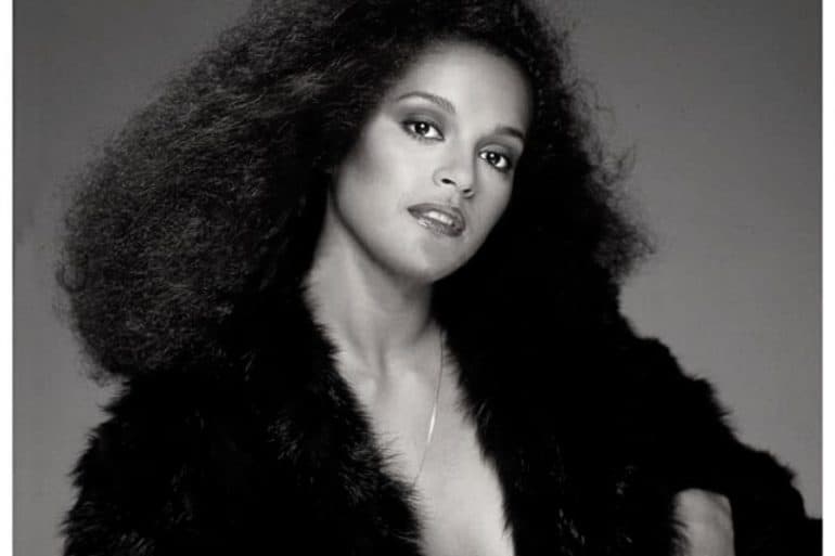 Jayne Kennedy