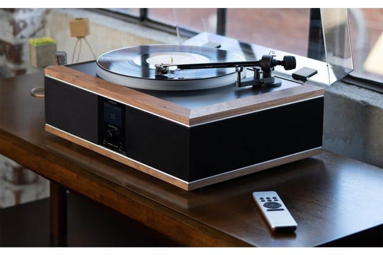 best record player with speakers