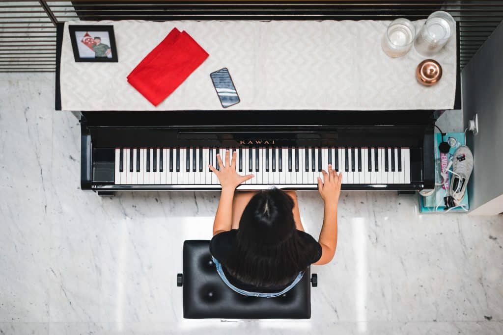 The 7 Best Online Music Lessons (For All Instruments & Ages) learn music online
