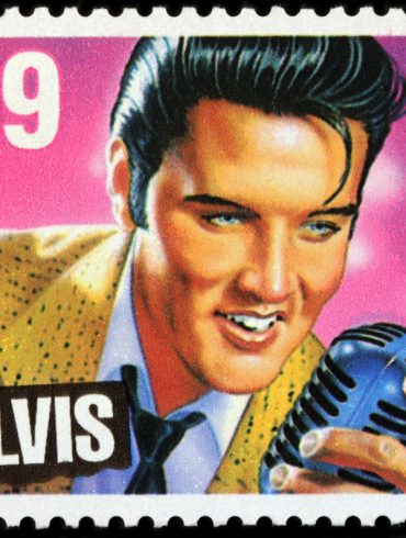 Twenty-Five Essential Elvis Classics From The Fifties