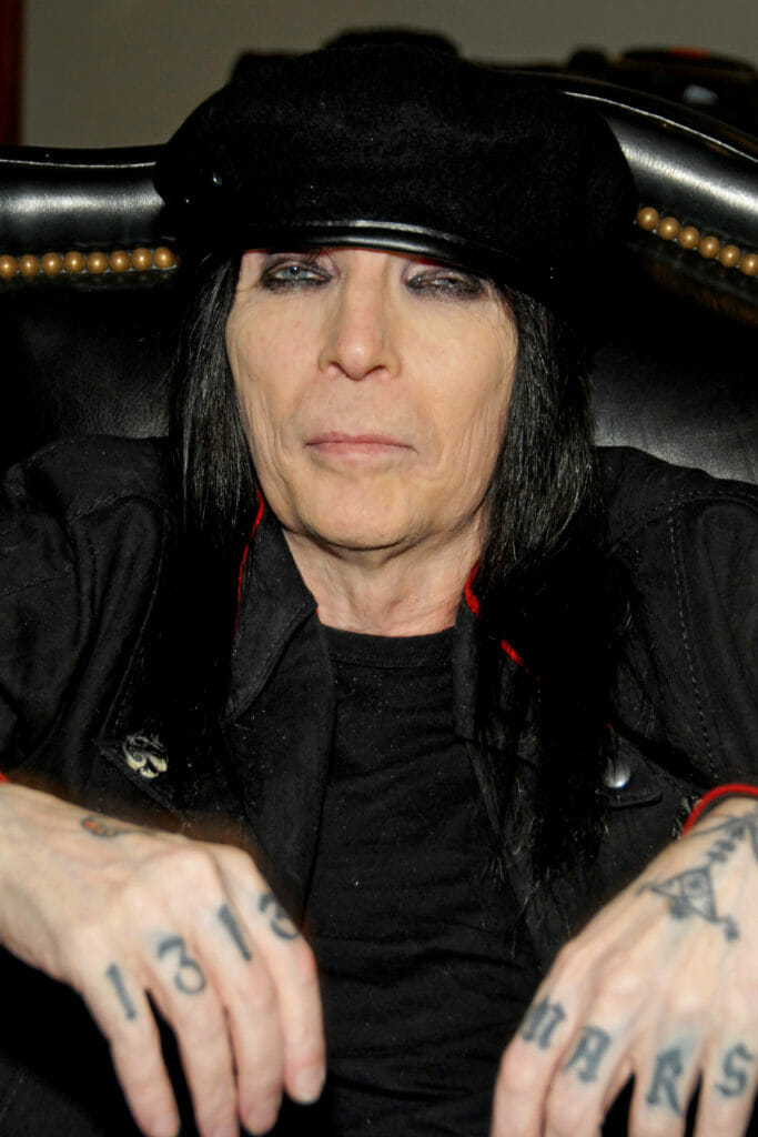 Mick Mars - The Incredible Story Of The Founding Member Of Mötley Crüe. mick mars
