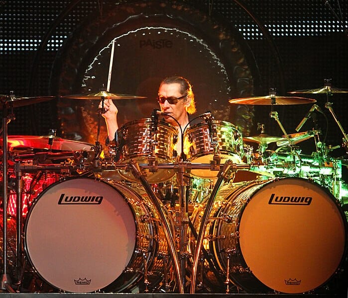 Sammy Hagar On Why Alex Van Halen Sought Seclusion After The Death Of His Brother. alex van halen