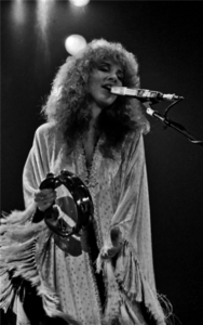 The Meaning Of “Landslide” According To Stevie Nicks | Revised 2025