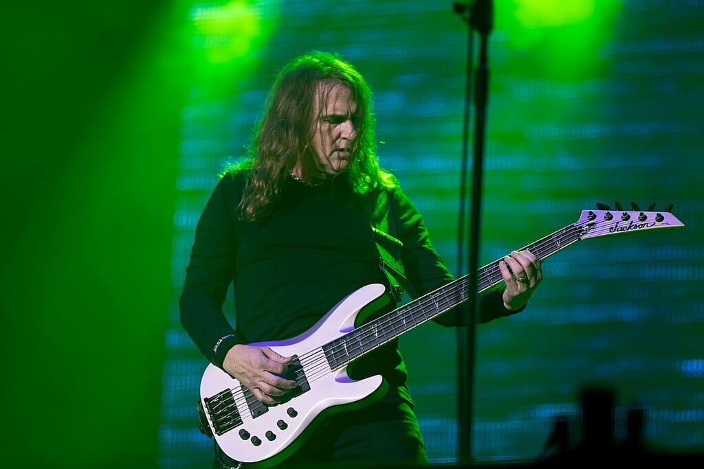 Megadeth. David bass