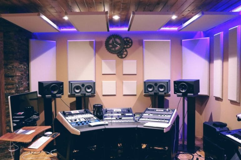 A Virtual Tour Of Paisley Park - Prince’s Home & Palatial Recording Facility