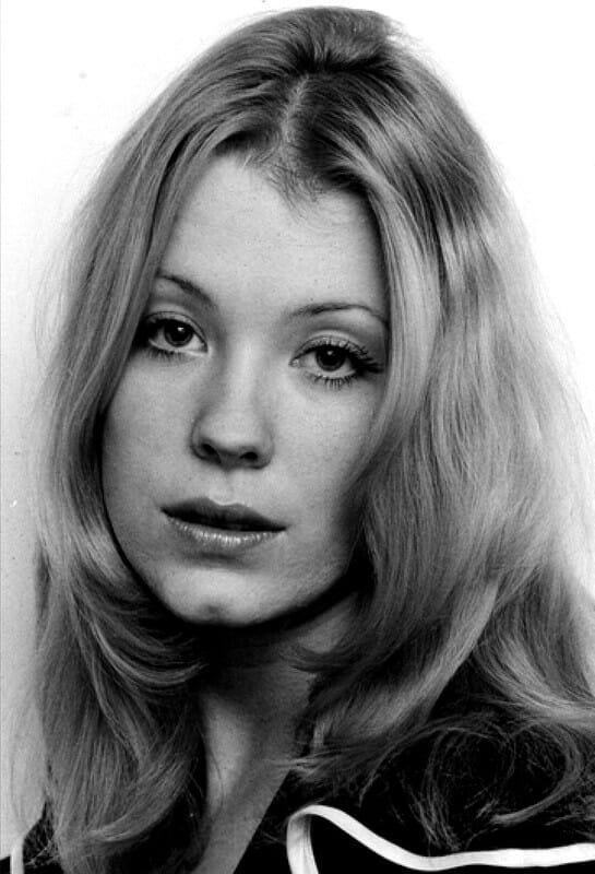 Pamela Des Barres: The Woman Behind Rock's Greatest Men Pamela Des Barres
