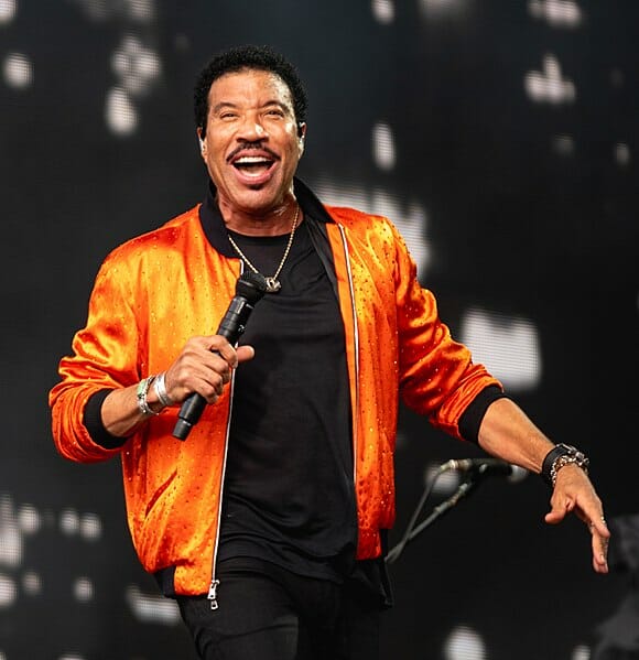 The Story Of Lionel Richie | From Humble Beginnings To Global Stardom lionel richie