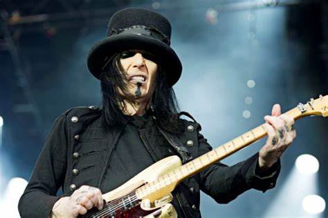 Mick Mars Net Worth- A Look Inside The Guitar Legend's Fortune mick mars net worth