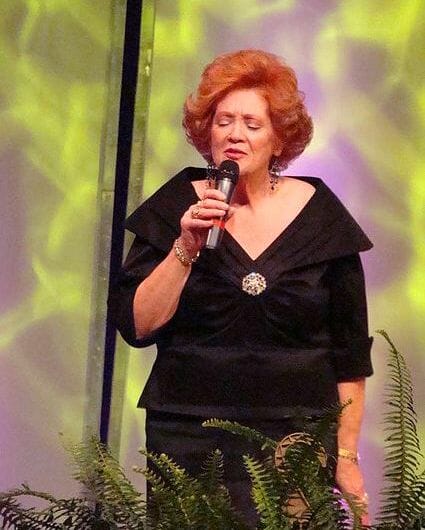 Revisiting The Hee Haw Cast | Kornfield Kounty's Wall Of Fame the hee haw honeys