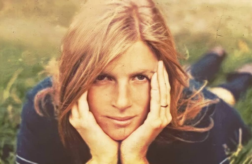 Linda McCartney's Last Days | How Paul McCartney Comforted His Dying Wife Raycon