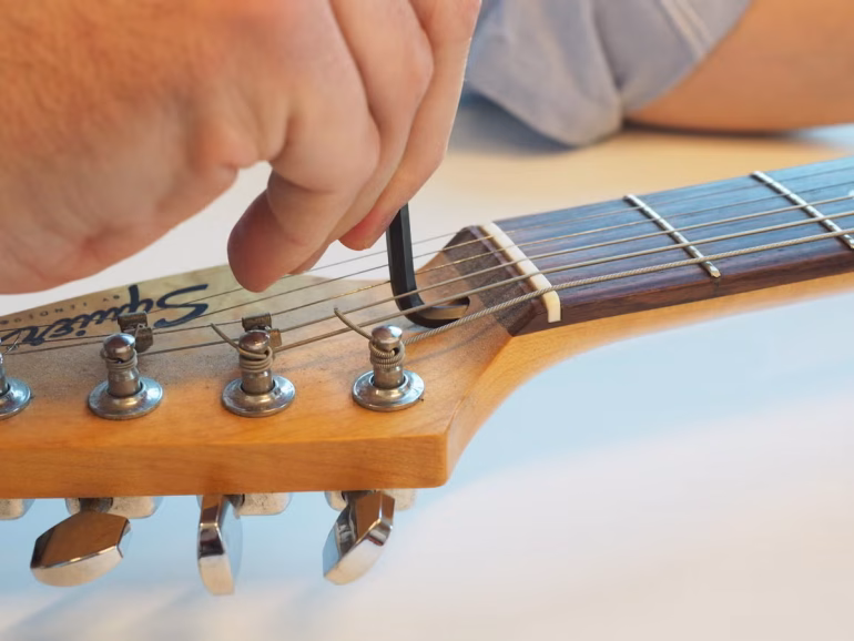Choose the Right Guitar Setup for Each Song