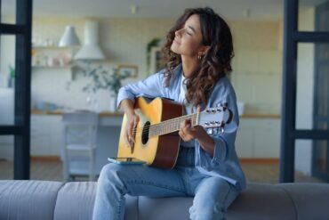 How Can Independent Musicians Sell More Music In 2026? Independent Musicians