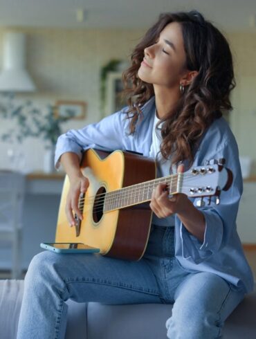 How Can Independent Musicians Sell More Music In 2026? Independent Musicians