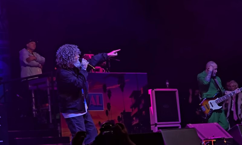 Limp Bizkit Comeback Story: What Changed After Sam Rivers Death Fred Durst singing on stage