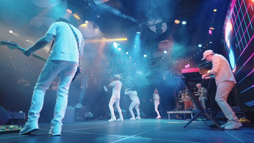 How to Build a Social Media Campaign for a Single, Album or Tour Social media campaign